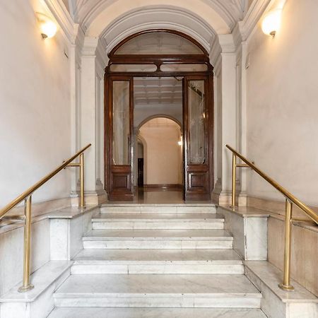 Primus Monti Suites Roma Exterior foto