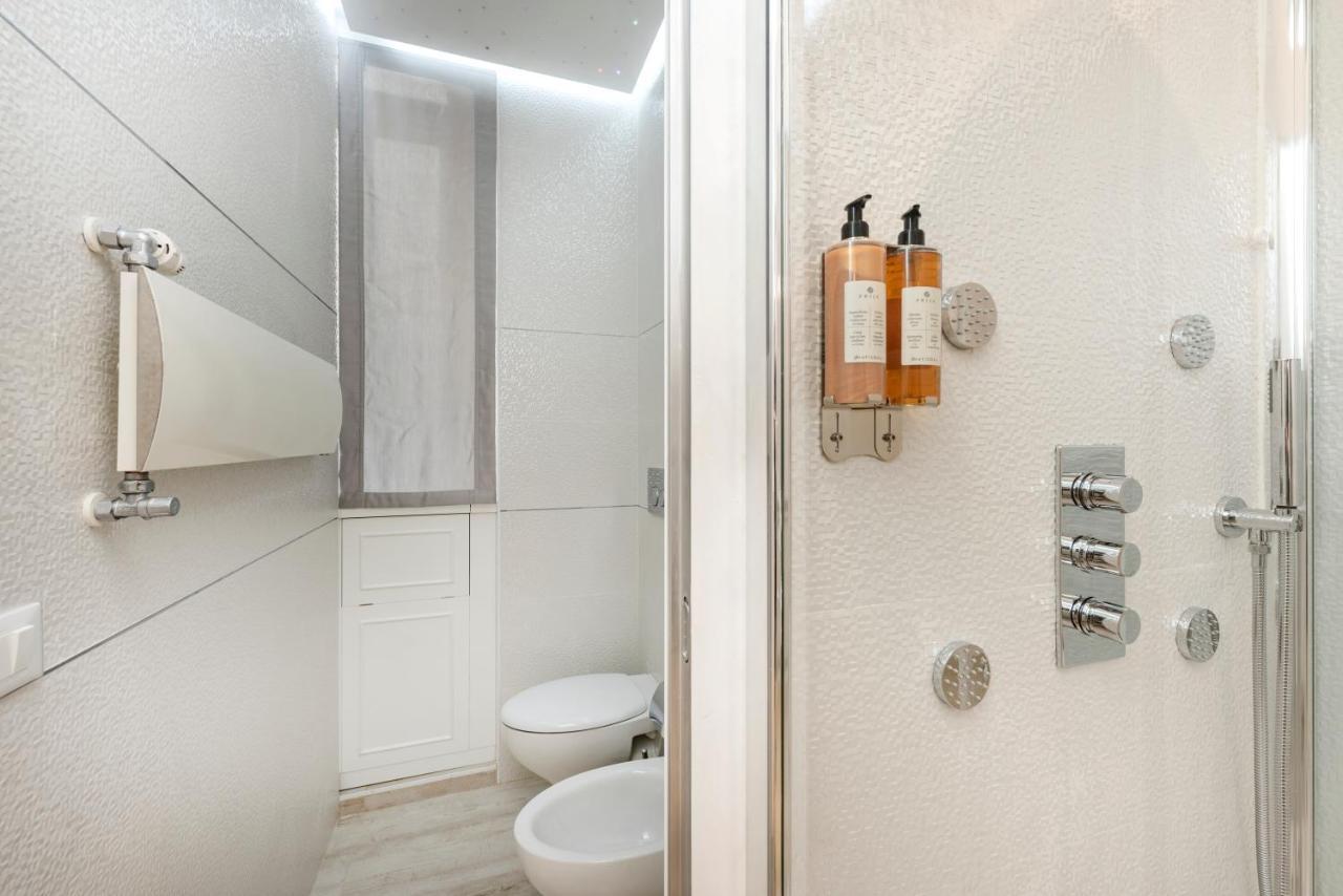 Primus Monti Suites Roma Exterior foto